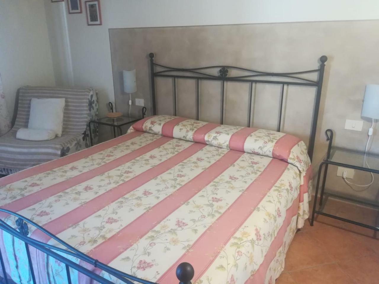 卡斯蒂里昂纳·德拉佩Agriturismo Valbona别墅 外观 照片